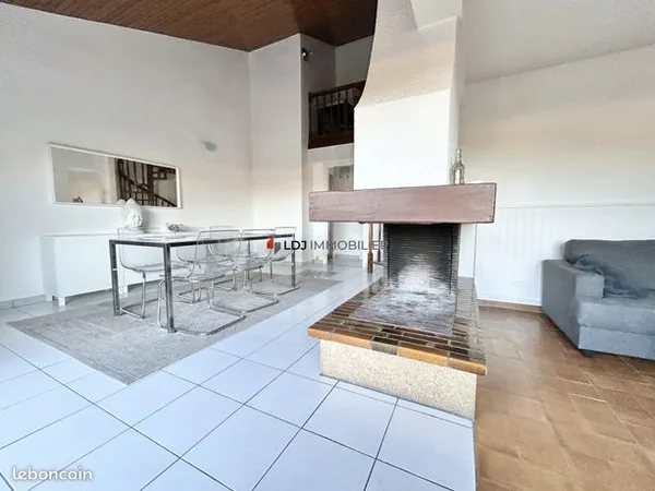 Appartement 3 pièces 93 m² 