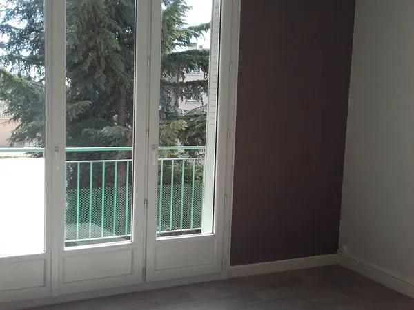T2 lumineux 50 m² - balcon, parking facile, copropriété rénovée 