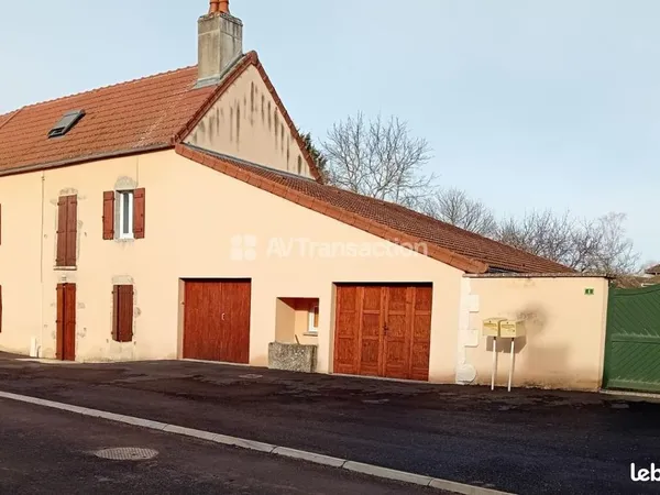 Maison 7 pièces 151 m² 