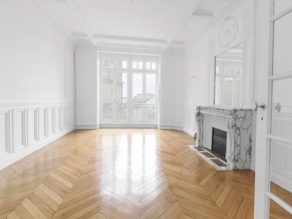 PARIS XVII - TERNES - SUPERBE 7 PIECES FAMILIAL DE 220 M2 AU 4EM 