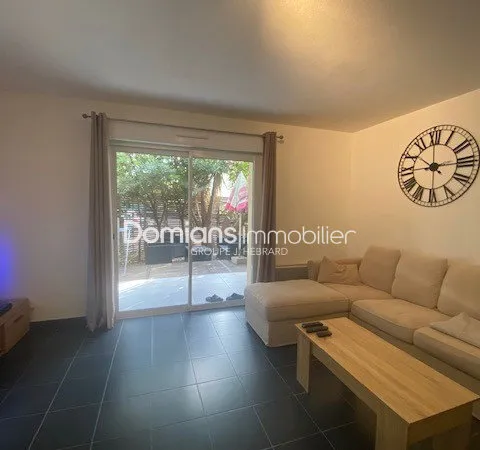 A VENDRE - PEYRESTORTES - T2 en rez de jardin avec place de 