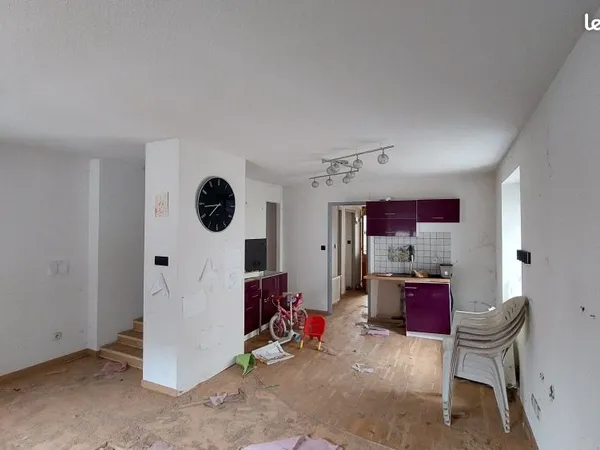 Immeuble 12 pièces 220 m² 