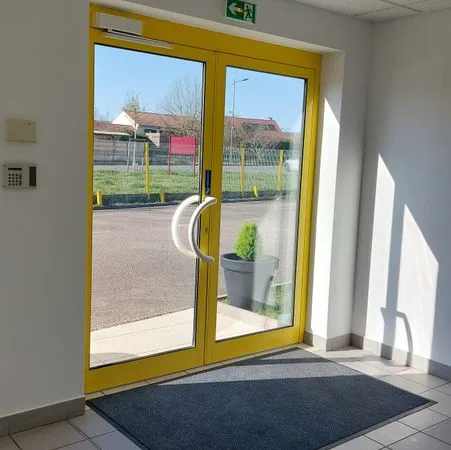 Location bureau 195+80 HT - avec parking privé INCLUS Clim/chauffage - Nancy sud (+possibilité 2è 