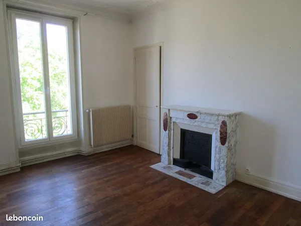 Appartement 3 p + cuisine 70 m² Bd Clémenceau 