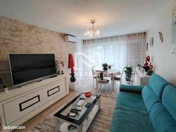 Appartement 4 pièces 80 m² 