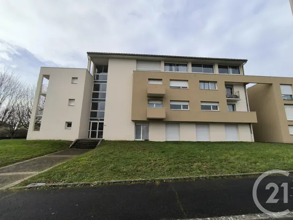 Studio 1 pièce 24 m² 
