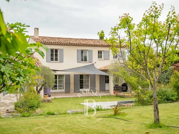 AIX-EN-PROVENCE - À 5 MIN DU CENTRE - MAS RÉCENT DE 180 m² - 4 C 