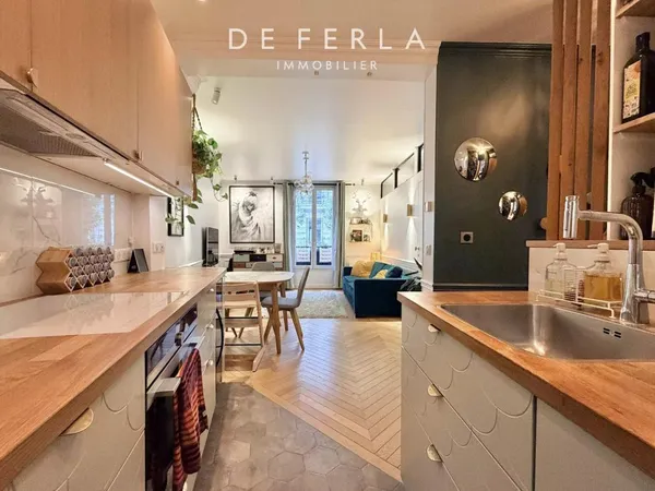 Appartement rénové - 3 pièces au coeur de Montmartre 