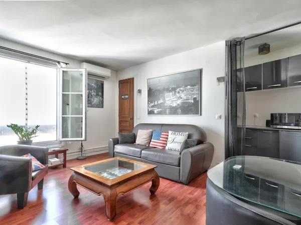 Studio 1 pièce 29 m² 