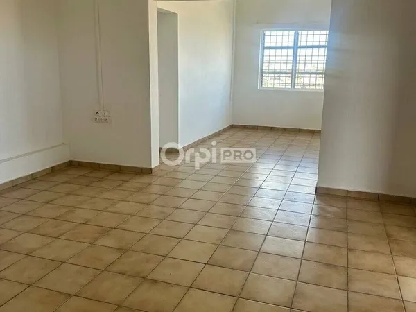 Bureaux 150 m² 