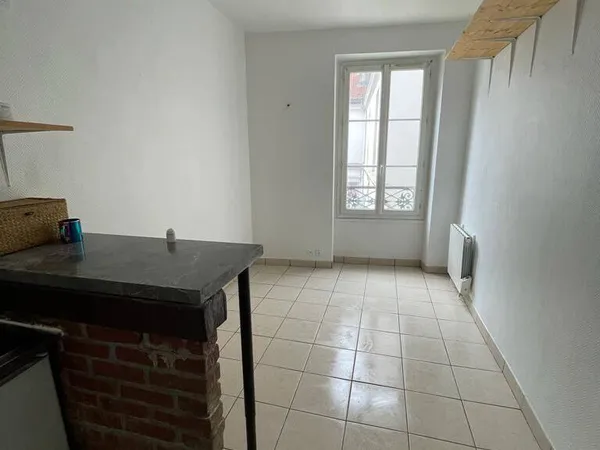 Appartement 1 pièce 14 m² 