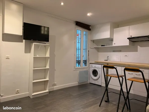 Studio 20 m2 refait à neuf 