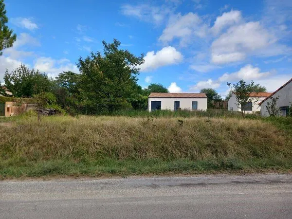 Terrain constructible 482 m² 