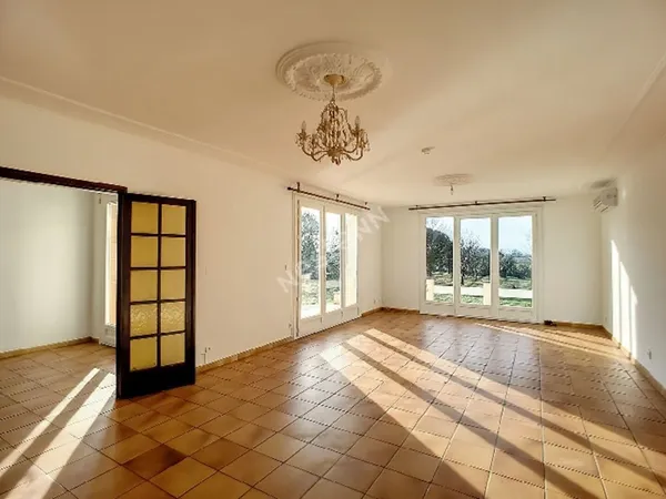 PIBRAC / VILLA AVEC GARAGE ET JARDIN CLOS 