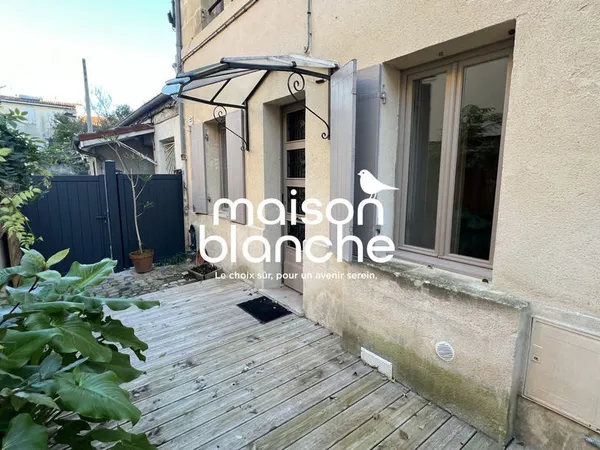 QUARTIER VICTOIRE:MAISON T3+COUR PRIVÉE 