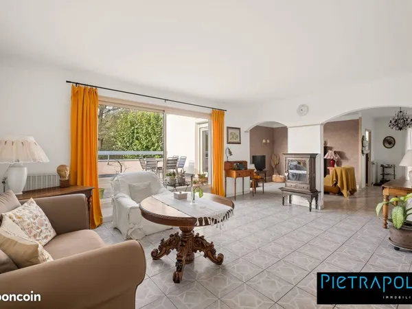 Appartement 4 pièces 109 m² 
