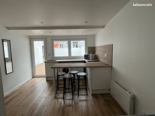 Appartement 2 pièces - 28 m² - Parking privé 