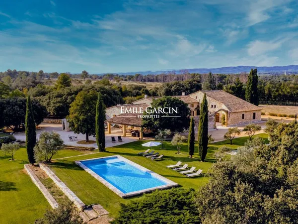 Mas à louer en Provence, charme authentique de l'ancien, calme absolu 