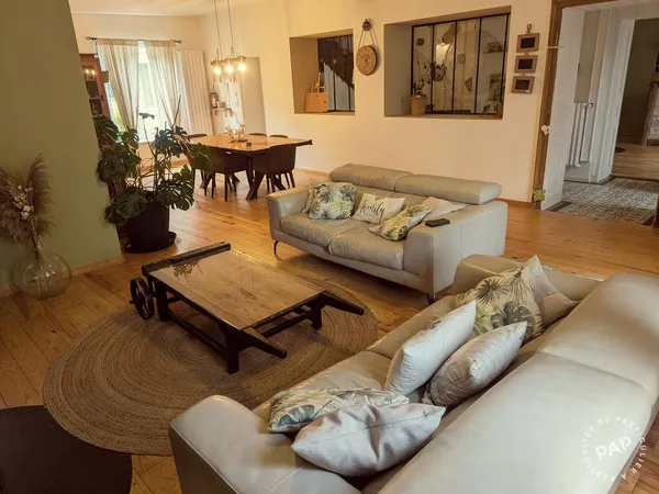 Maison 6 pièces 208 m² 