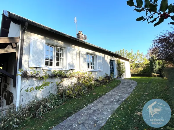 COURS, CALME ET VERDURE, 700M DU CENTRE-VILLE, 100 M2 HABITA 