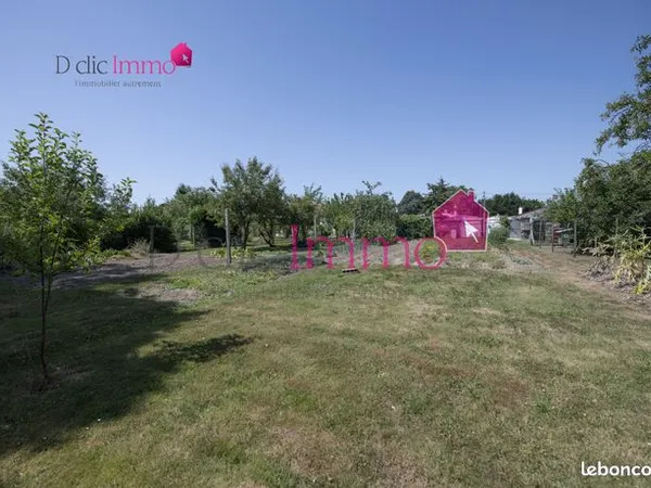 Terrain 803 m² 