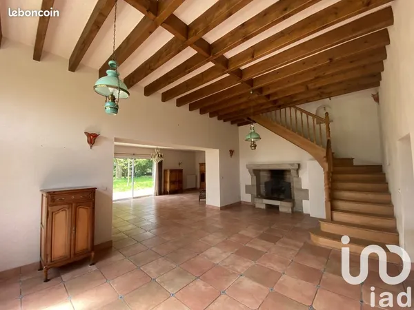 Propriété 6 pièces 192 m² 