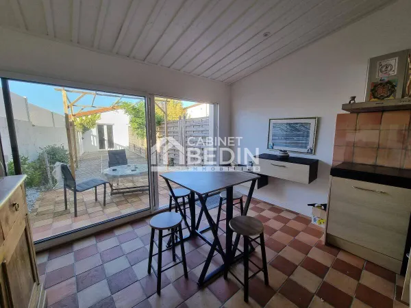 Maison 1 pièce 75 m² 