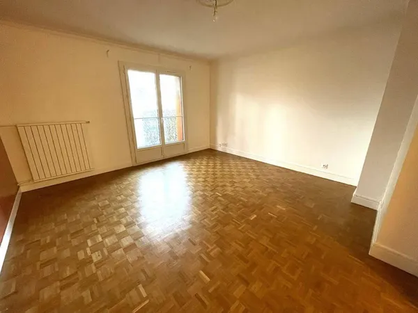 Appartement 4 pièces 82 m² 