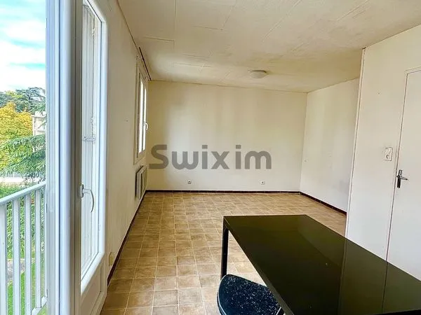 Studio 2 pièces 28 m² 