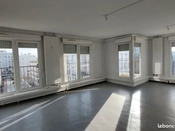 Appartement 4 pièces 77 m² 