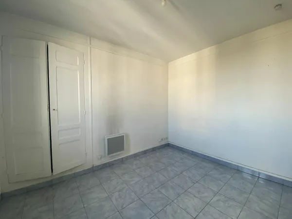 Appartement Drancy 1 pièce(s) 22.16 m2 