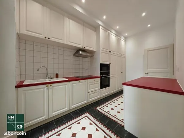 Appartement 4 pièces 92 m² 