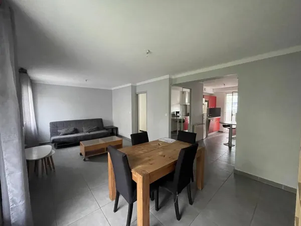 Appartement 4 pièces 64 m² 