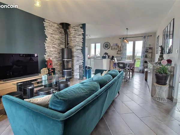 Maison - 4 pièces - 85m² 