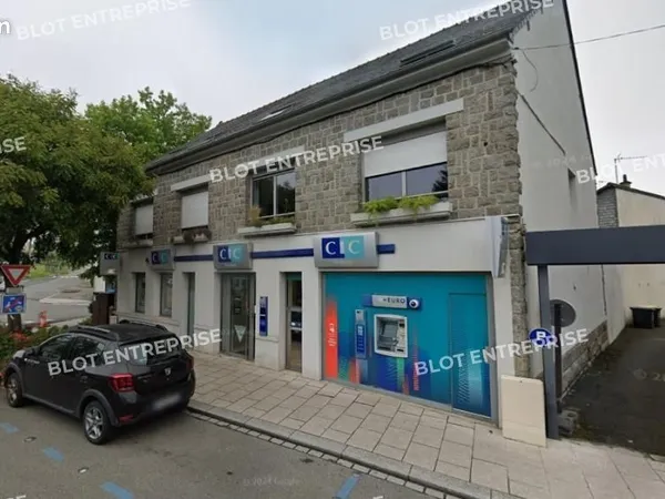 Local commercial 155 m² 