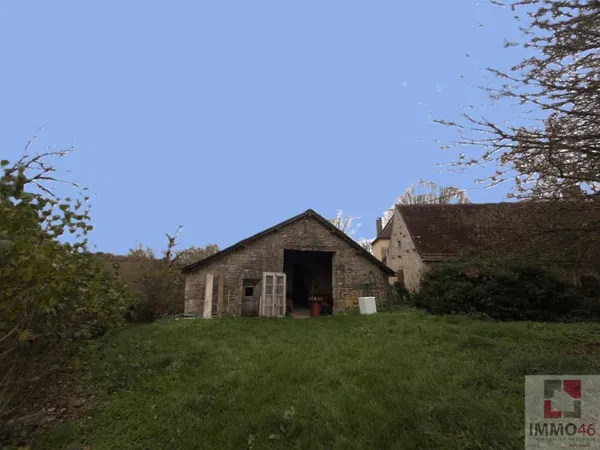 Grange sur 4,5 Ha 
