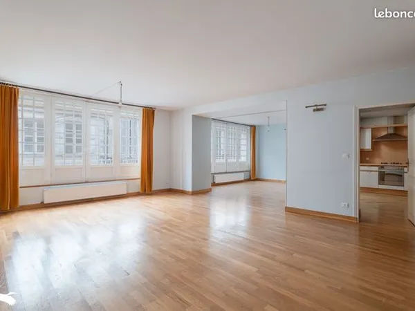 Appartement 4 pièces 126 m² 