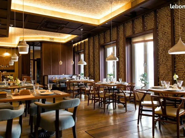 Fonds de commerce restaurant 151 m² 