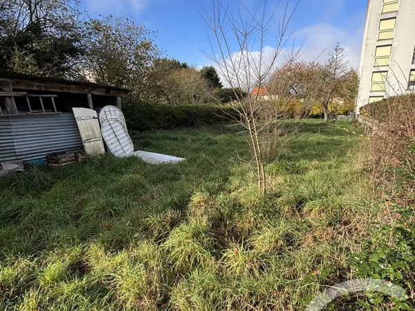 Terrain 720 m² 