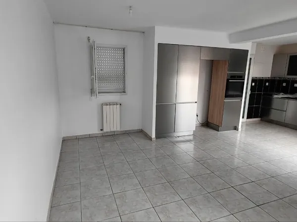 Maison à louer 144m2 4 chambres 