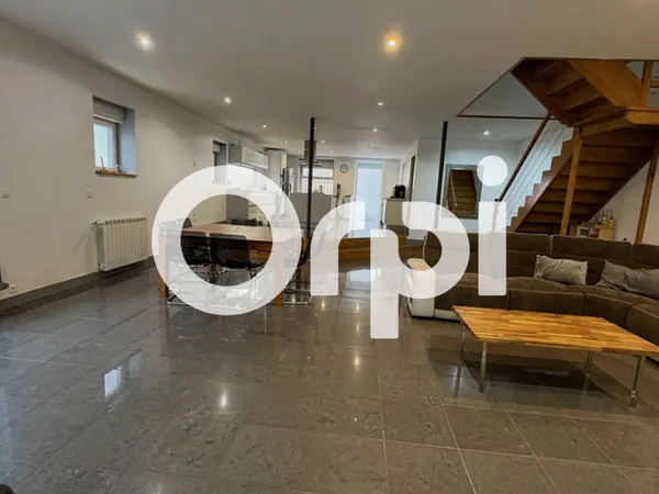 Maison 9 pièces 520 m² 