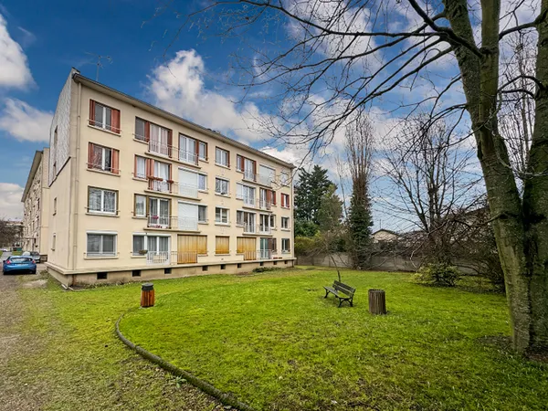 Appartement 4 pièces 64 m² 