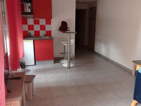 Appartement 1 pièce 28 m² 