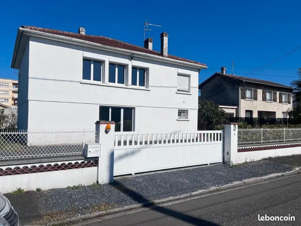 Maison centre de Billere 