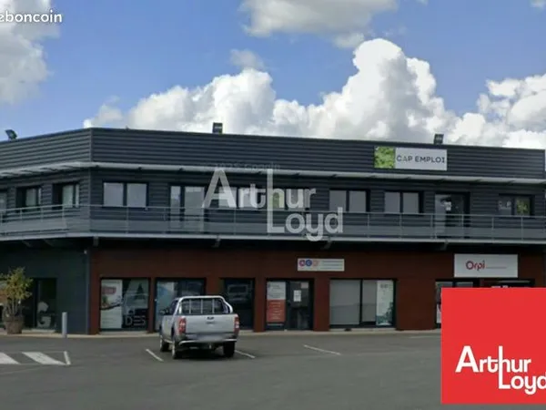 Bureau 146 m² 