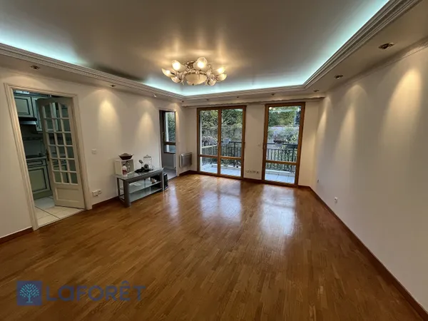 Maison-Laffitte ? Appartement de 76 m² au 1er étage ? 4 pièces + parking 