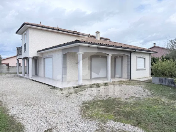Maison 7 pièces 206 m² 