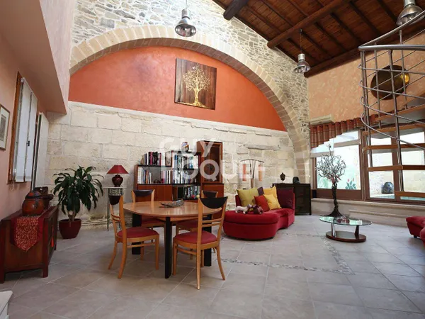Maison 5 pièces 220 m² 