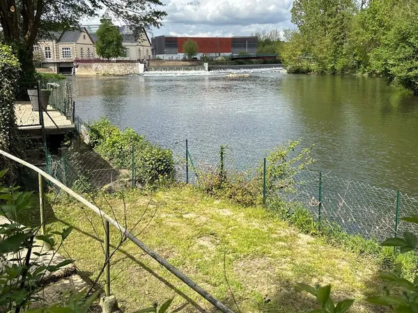 Location Jardin - Bord de l'eau - Le Mans Est 