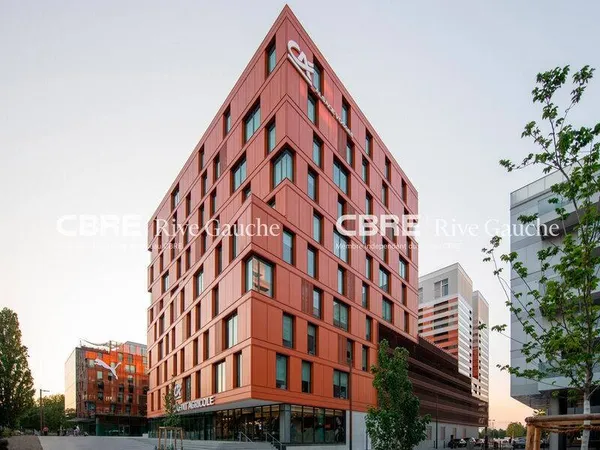 Bureaux 4955 m² 